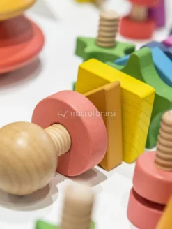 Dadi Arcobaleno in Legno da Avvitare