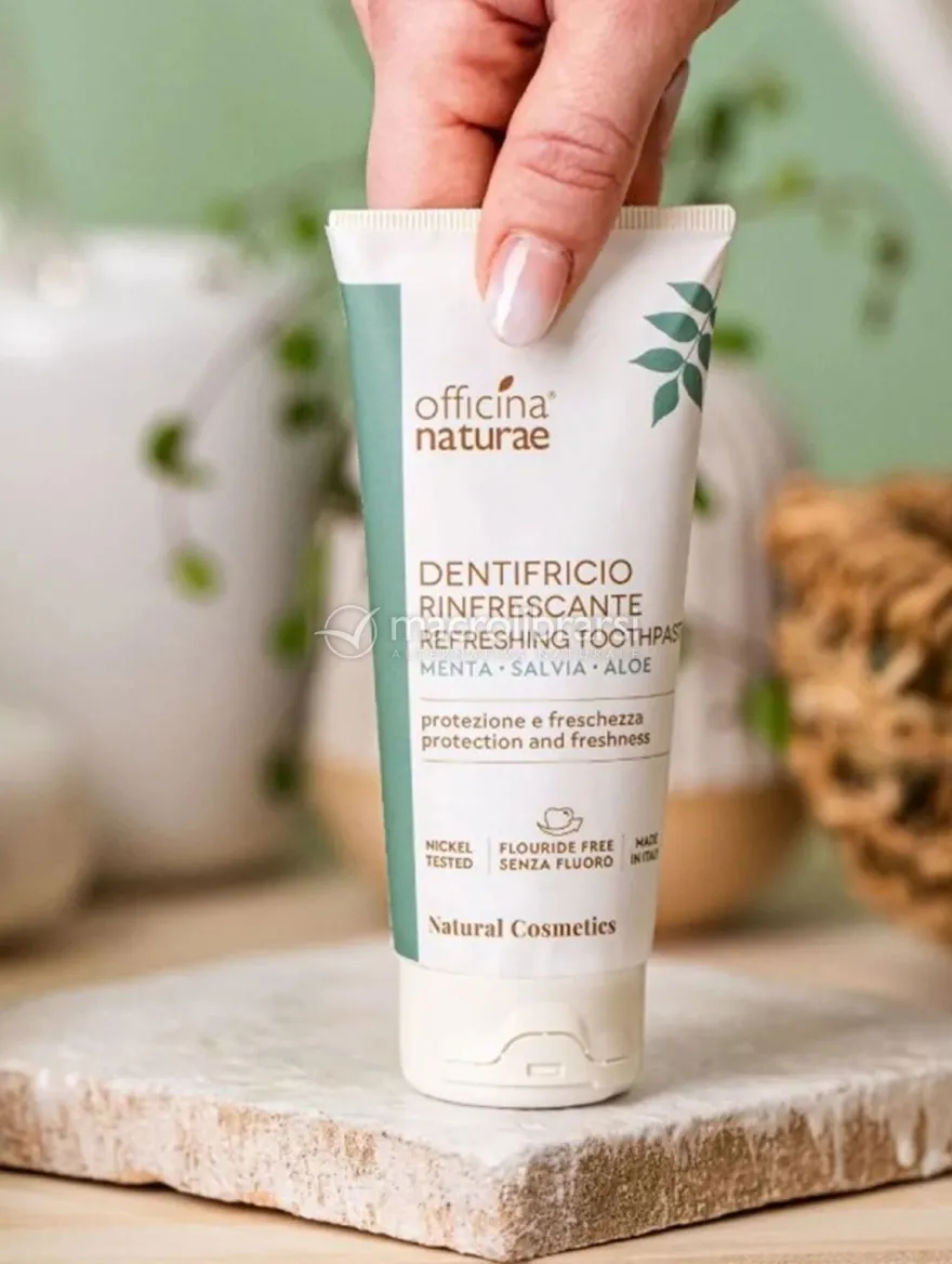 Dentifricio Rinfrescante alla Menta, Salvia e Aloe