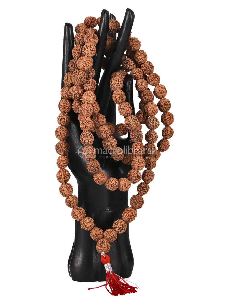 Mala con Grani di Rudraksha e Nappina Rossa