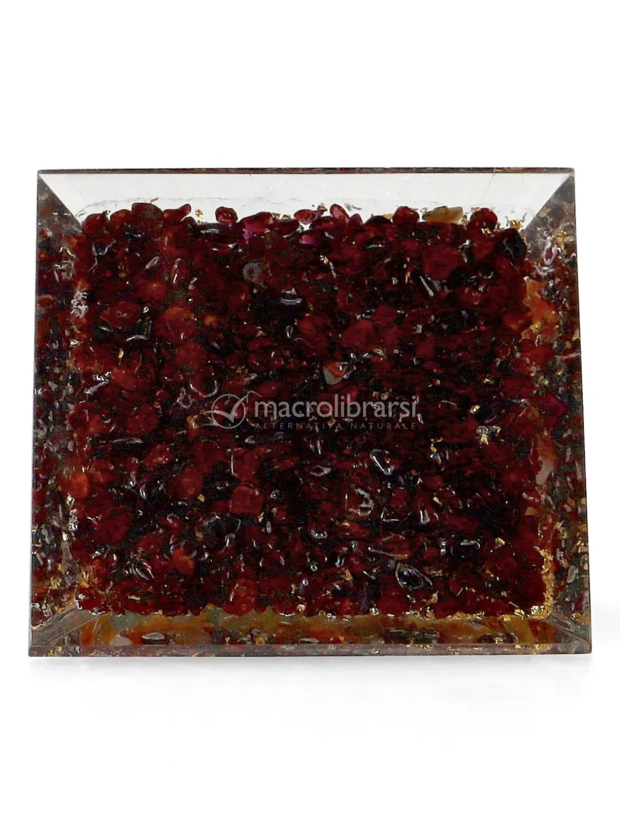 Piramide in Orgonite - 7 Chakra