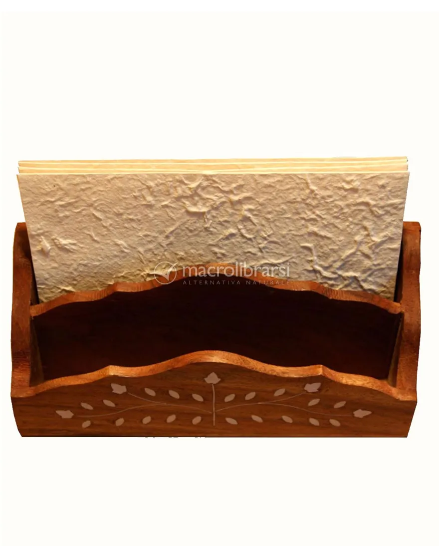 Portalettere in Legno con Intarsi Bianchi
