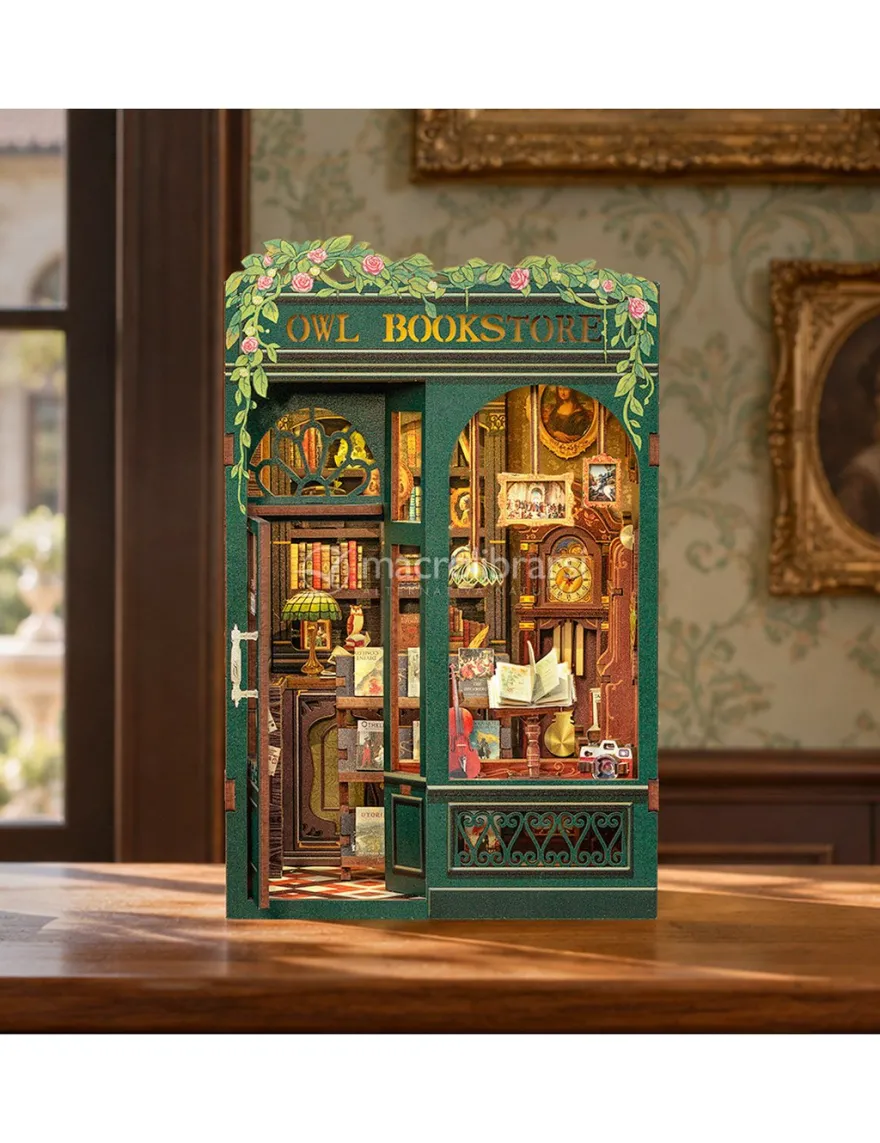 Puzzle in Legno 3D Book Nook Kit - Owl Bookstore